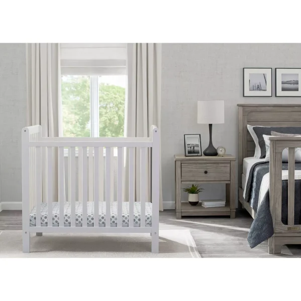 Children Classic Mini Crib Convertible to Twin Bed